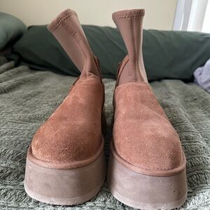 Ugg Classic Dipper Platform Boots